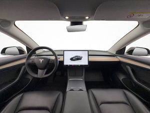 Tesla Model 3 bild 26