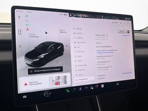 Tesla Model Y bild 24