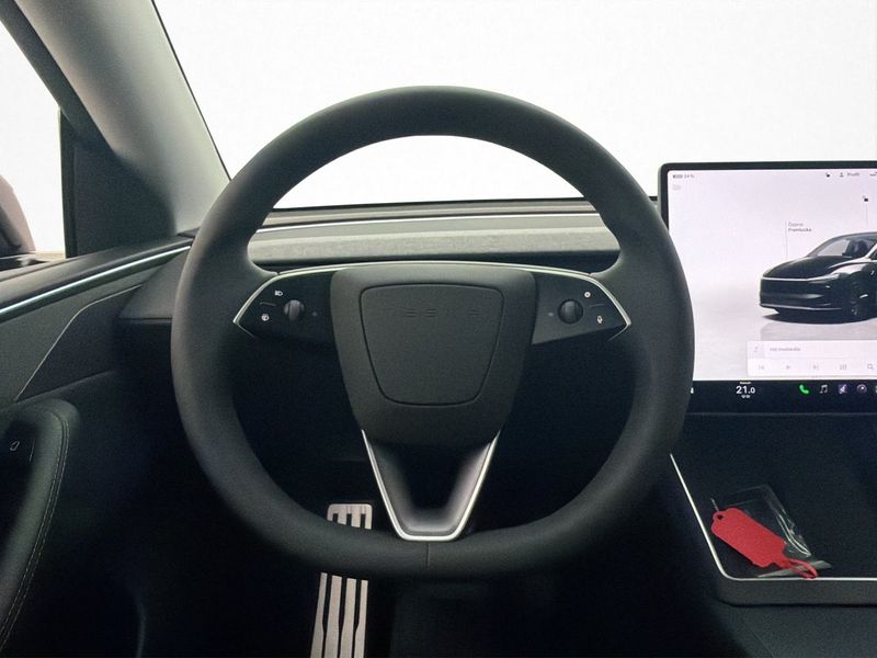 Tesla Model Y bild 16