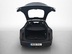 Tesla Model Y bild 10