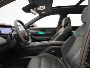 Lynk & Co 08 bild 12