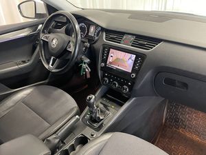 Skoda Octavia bild 10