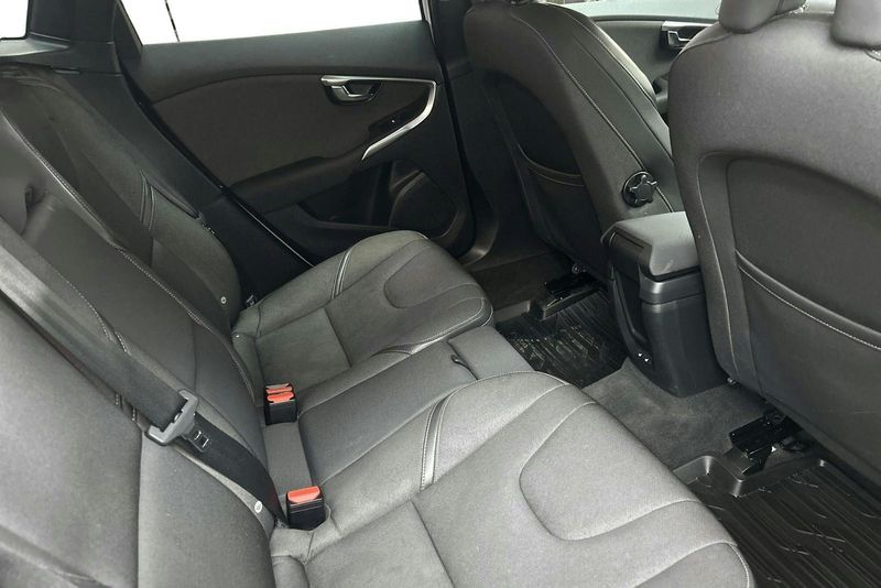 Volvo V40 bild 8