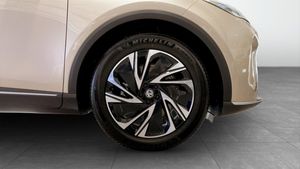 MG S6 EV bild 9