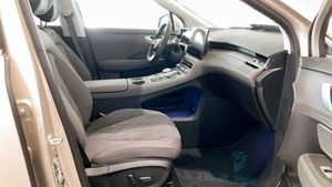 MG S6 EV bild 3
