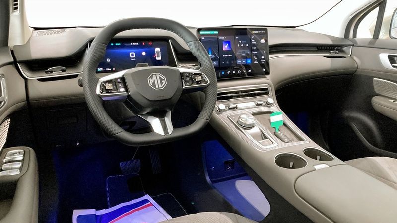 MG S6 EV bild 4