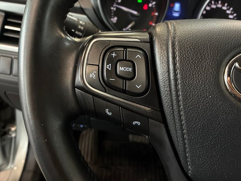 Toyota Avensis bild 21