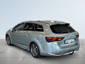 Toyota Avensis bild 5