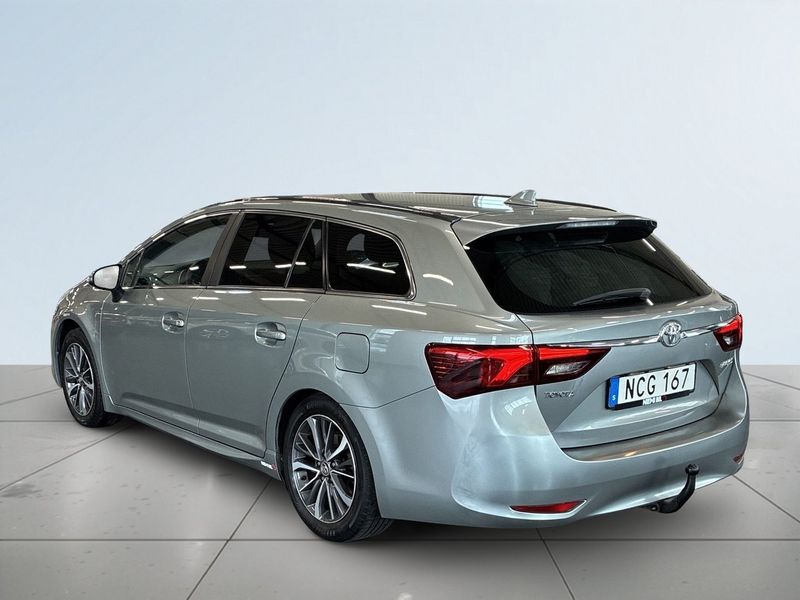 Toyota Avensis bild 5