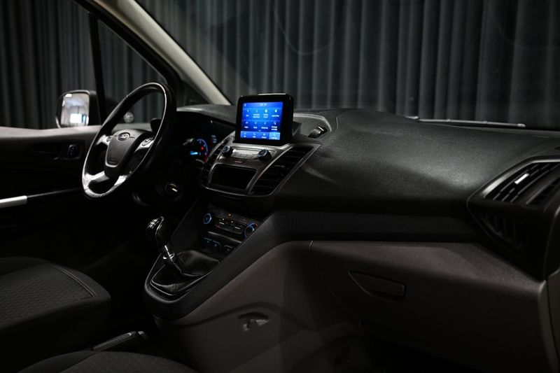 Ford Transit Connect bild 24