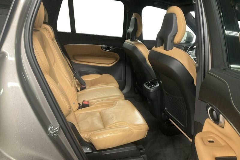 Volvo XC90 bild 8