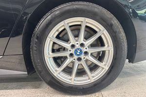 BMW i4 bild 15