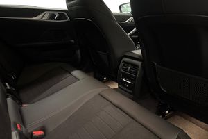 BMW i4 bild 7