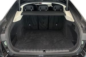 BMW i4 bild 10