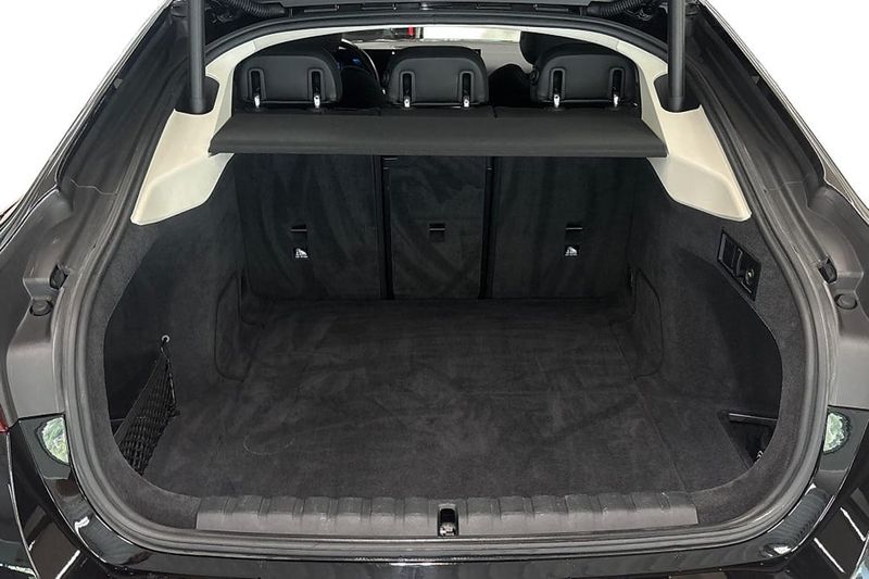 BMW i4 bild 10