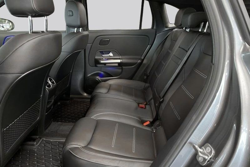 Mercedes EQA300 bild 9