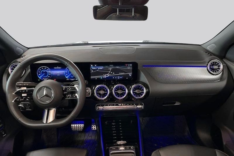 Mercedes EQA300 bild 7