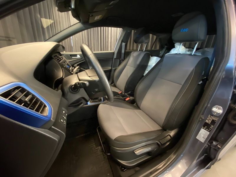 Hyundai i20 bild 6
