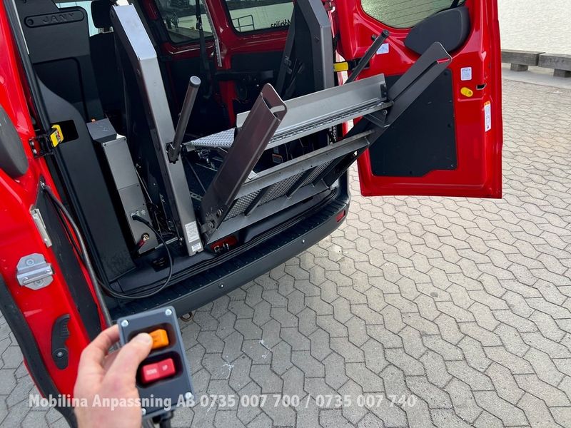 Ford Tourneo Custom bild 10