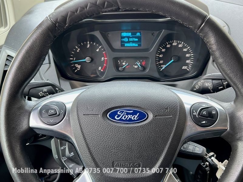 Ford Tourneo Custom bild 32