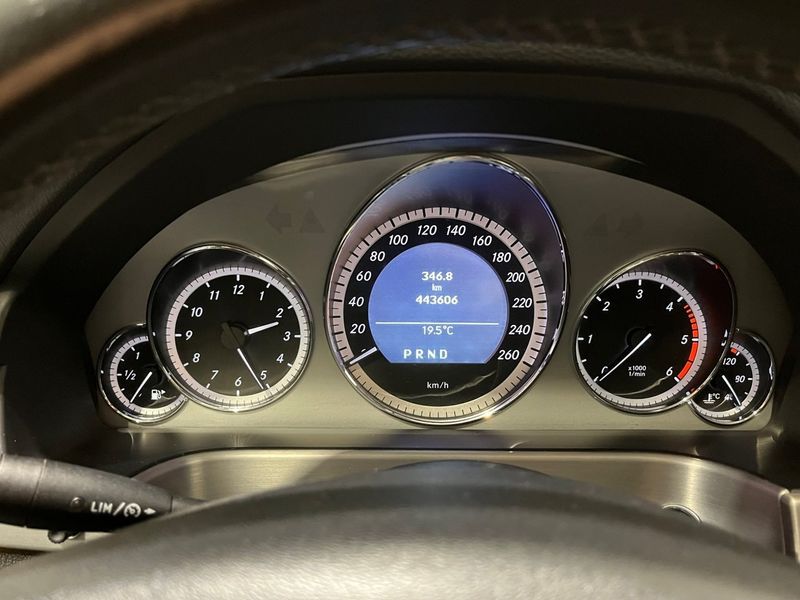 Mercedes E220 bild 16