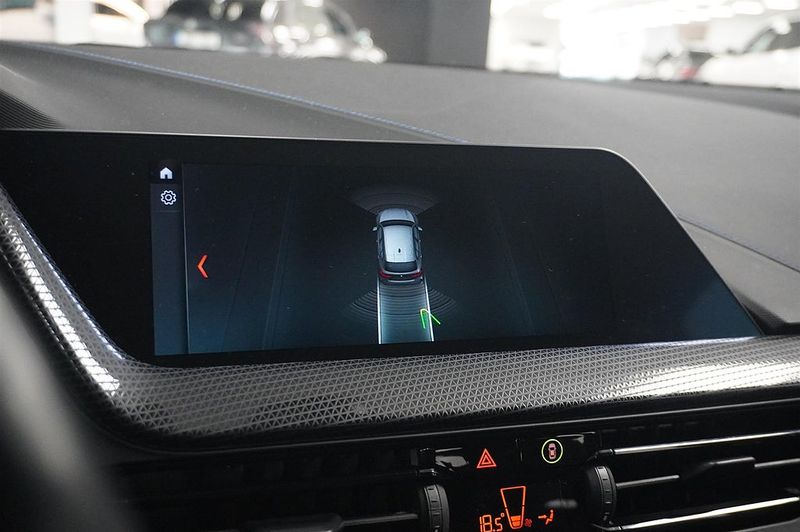 BMW 118 bild 10