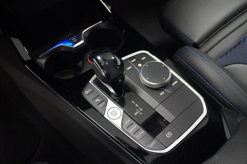 BMW 118 bild 8
