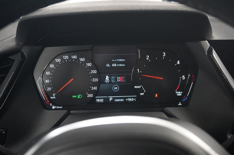 BMW 118 bild 12