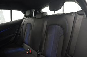 BMW 118 bild 6