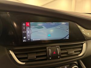 Alfa Romeo Giulia bild 15