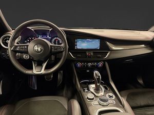 Alfa Romeo Giulia bild 12