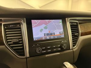 Porsche Macan bild 16