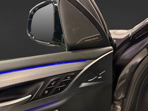 BMW X4 bild 9