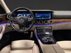 Mercedes E220 bild 12