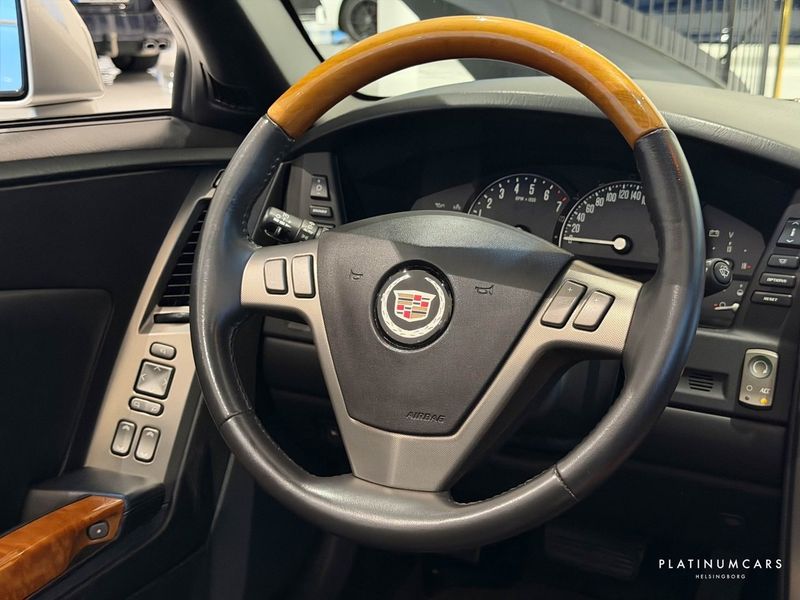 Cadillac XLR bild 9