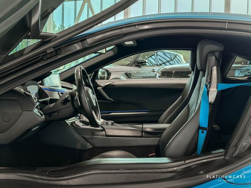 BMW i8 bild 8