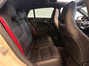 Mercedes CLA45 AMG bild 10