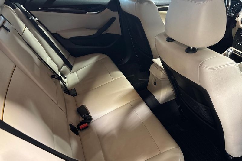 BMW X1 bild 20