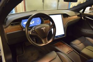 Tesla Model S bild 7