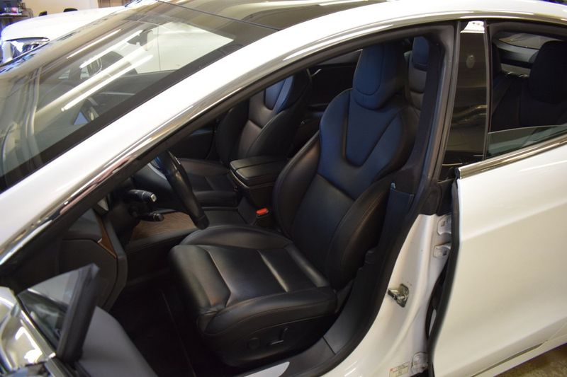 Tesla Model S bild 8