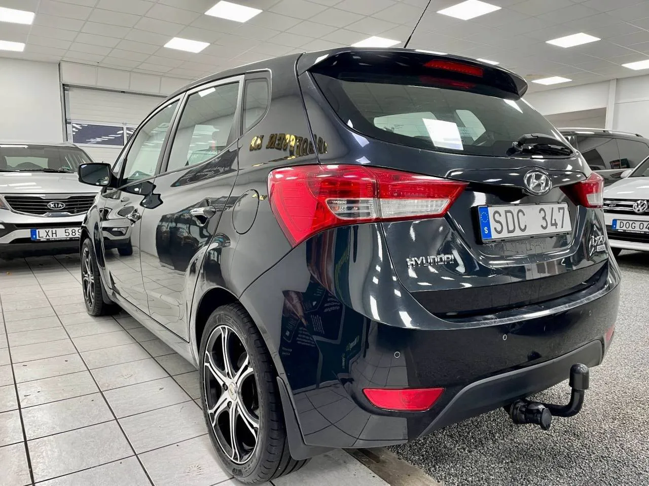 Vehicle image 2