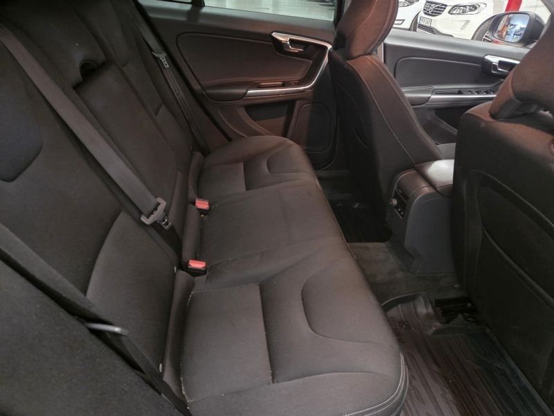 Volvo V60 bild 7