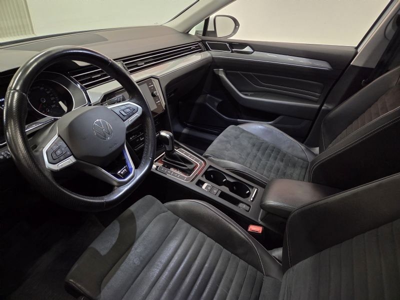 Volkswagen Passat bild 10