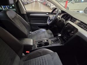 Volkswagen Passat bild 4