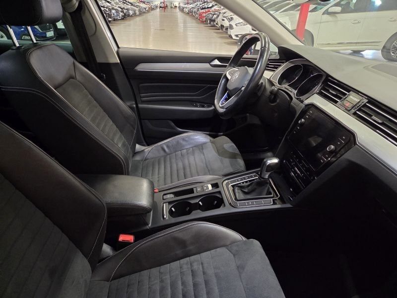Volkswagen Passat bild 4