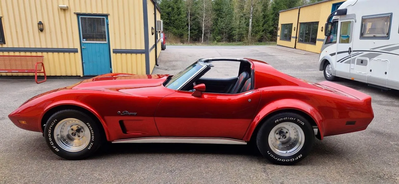 Vehicle image 20