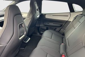 Polestar 4 bild 13