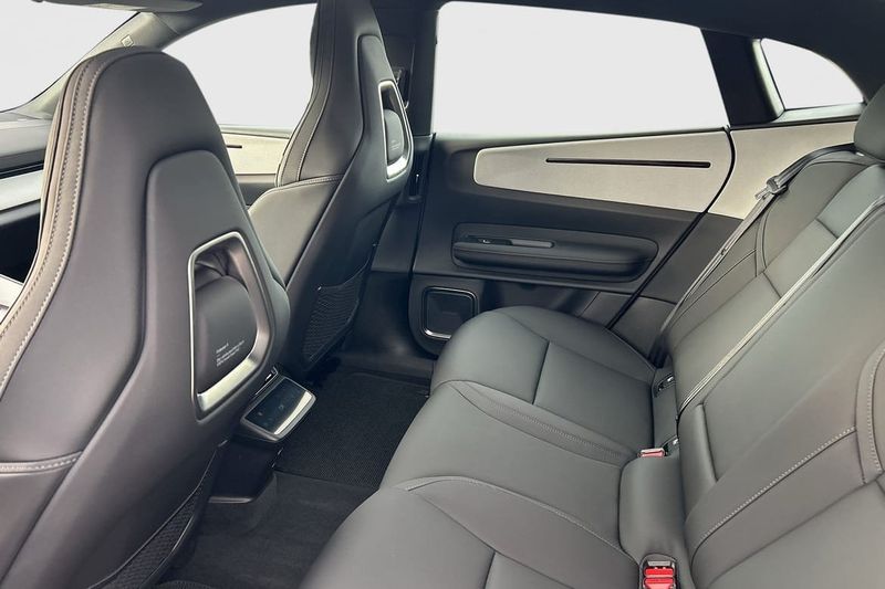 Polestar 4 bild 13