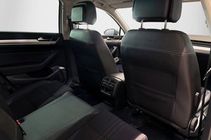 Volkswagen Passat bild 13