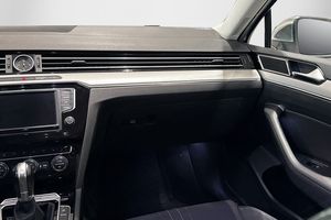 Volkswagen Passat bild 15